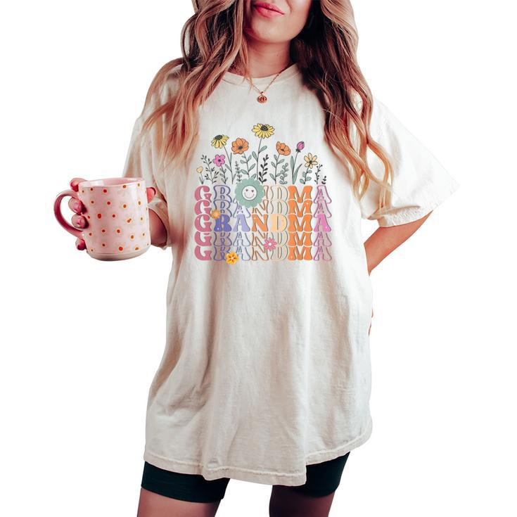 Grandma Flowers Groovy Retro Hippie Wildflower Mother's Day Women's Oversized Comfort T-shirt