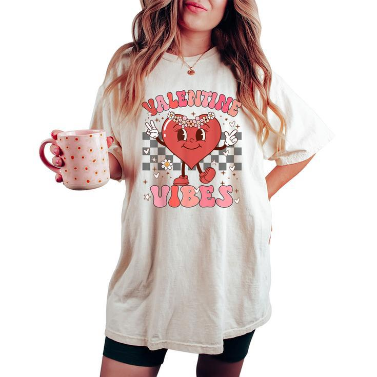 Groovy Checkered Valentine Vibes Valentines Day Girls Womens Women's Oversized Comfort T-shirt
