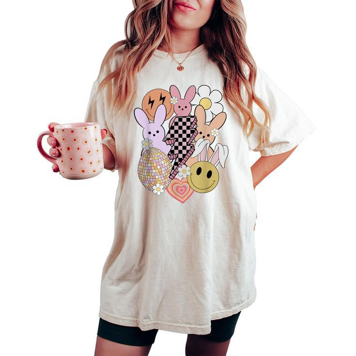 Retro Groovy Easter Vibes Smile Face Rabbit Bunny Girl Women's Oversized Comfort T-shirt