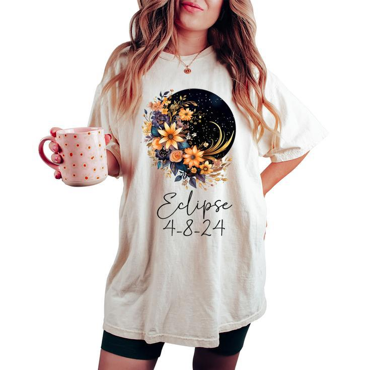 Solar Eclipse With Floral Flowers Women's Oversized Comfort T-shirt