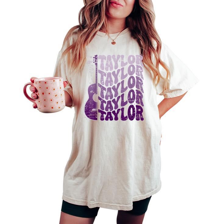 Taylor First Name I Love Taylor Girl Groovy 80'S Vintage Women's Oversized Comfort T-shirt