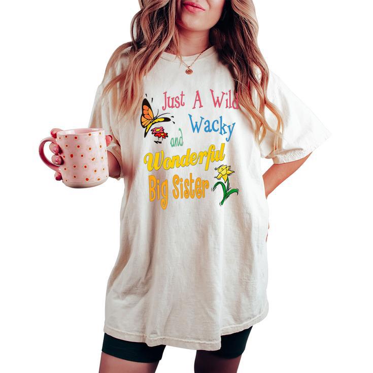 Wonderful Big Sister Best Big Sister Ever Floral Women's Oversized Comfort T-shirt