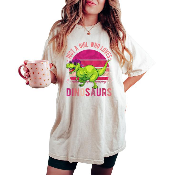 Youth Just A Girl Who Loves Dinosaurs Vintage Retro Women's Oversized Comfort T-shirt