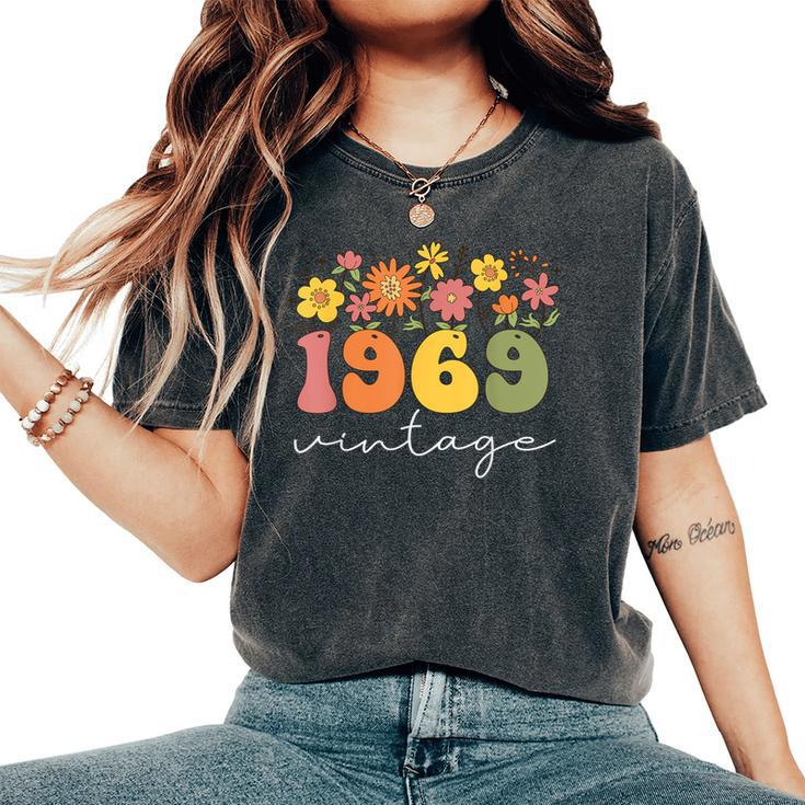 1969 Vintage Floral 54Th Birthday Girls Wildflower Women's Oversized Comfort T-Shirt