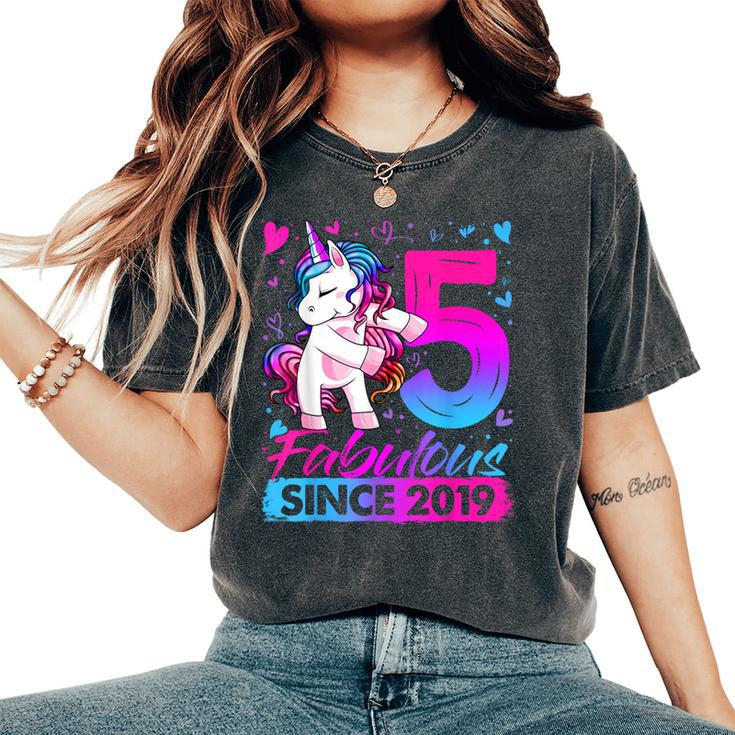 5 Years Old Flossing Unicorn 5Th Birthday Girl Party Women's Oversized Comfort T-Shirt