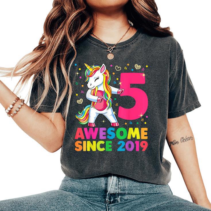 5 Years Old Unicorn Flossing 5Th Birthday Girl Unicorn Party Women's Oversized Comfort T-Shirt