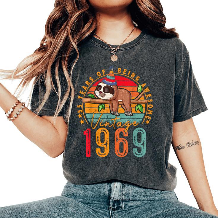 55 Years Old Sloth Lover Vintage 1969 55Th Birthday Women's Oversized Comfort T-Shirt