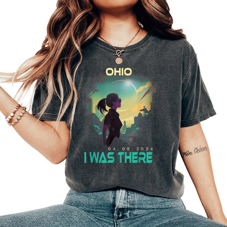 Aesthetic Girl Total Solar Eclipse 2024 Ohio Women's Oversized Comfort T-Shirt