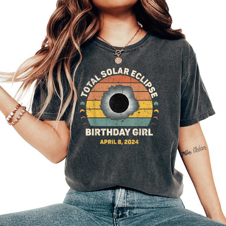 Birthday Girl Vintage Totality Spring Solar Eclipse Women's Oversized Comfort T-Shirt