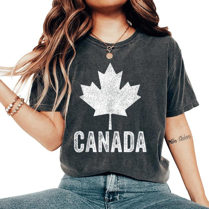 Canada Vintage Canadian Flag Leaf Maple Pride Women Women's Oversized Comfort T-Shirt