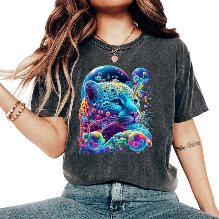 Colorful Rainbow Cheetah Graphic Women's Oversized Comfort T-Shirt