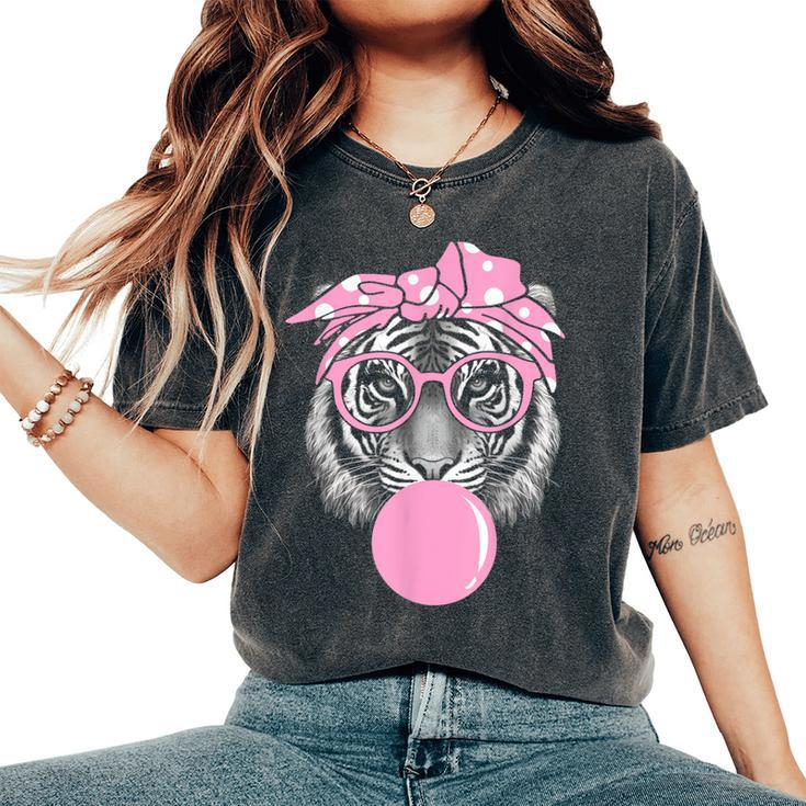 Pink Tiger For Girl Glasses & Pink Bubble Gum Women's Oversized Comfort T-Shirt