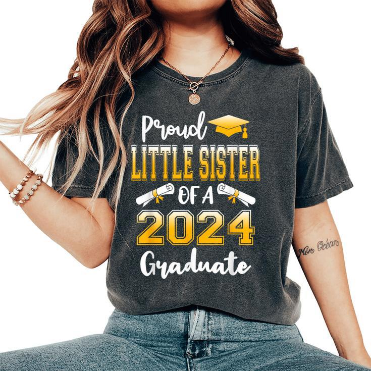 Proud Little Sister Of A Class Of 2024 Graduate Women's Oversized Comfort T-Shirt