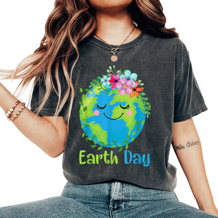 Happy Earth Day 2024 Cute Earth With Floral Earth Day Women's Oversized Comfort T-Shirt
