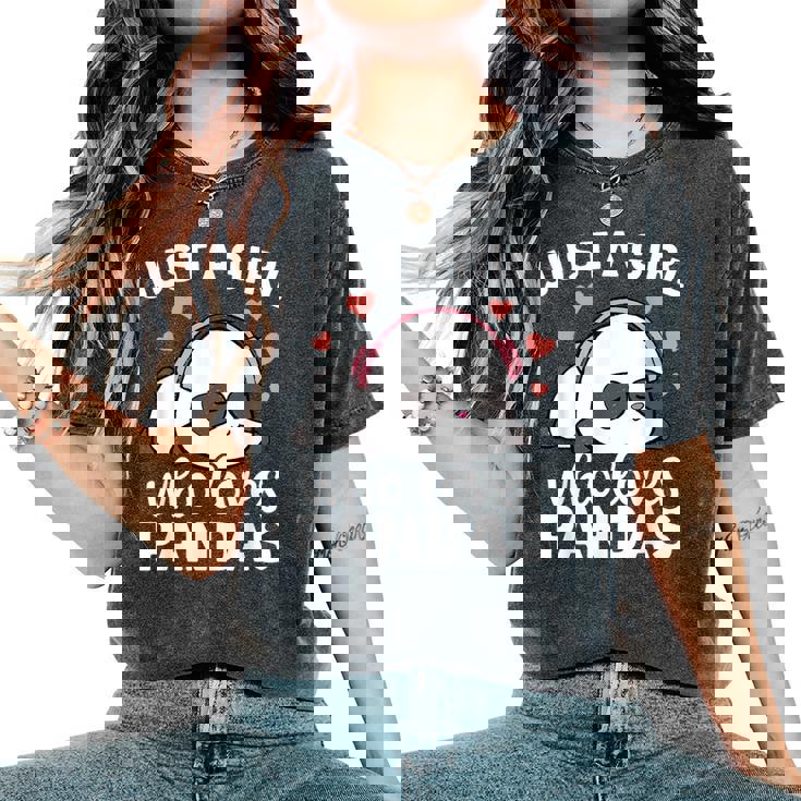 Just A Girl Who Loves Pandas Cute Kawaii Panda Girls Women's Oversized Comfort T-Shirt