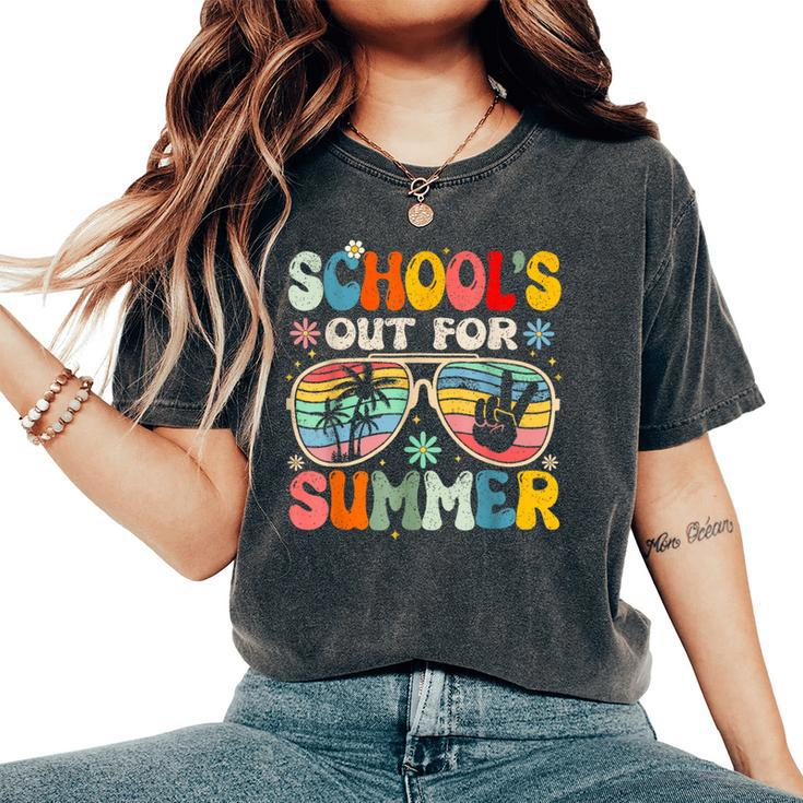 Last Day Of School Groovy School's Out For Summer Teacher Women's Oversized Comfort T-Shirt