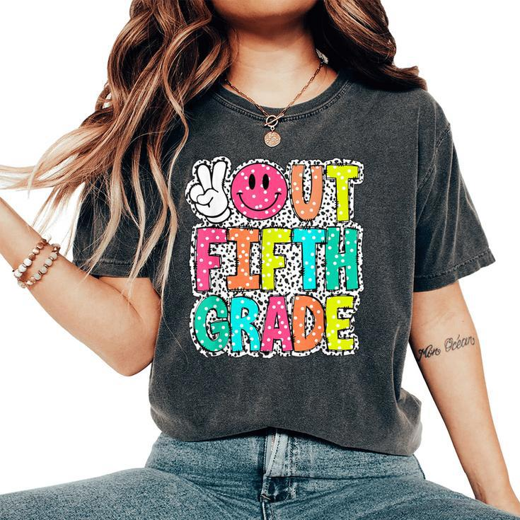 Peace Out Fifth Grade Dalmatian Dots Last Day Of School Women's Oversized Comfort T-Shirt
