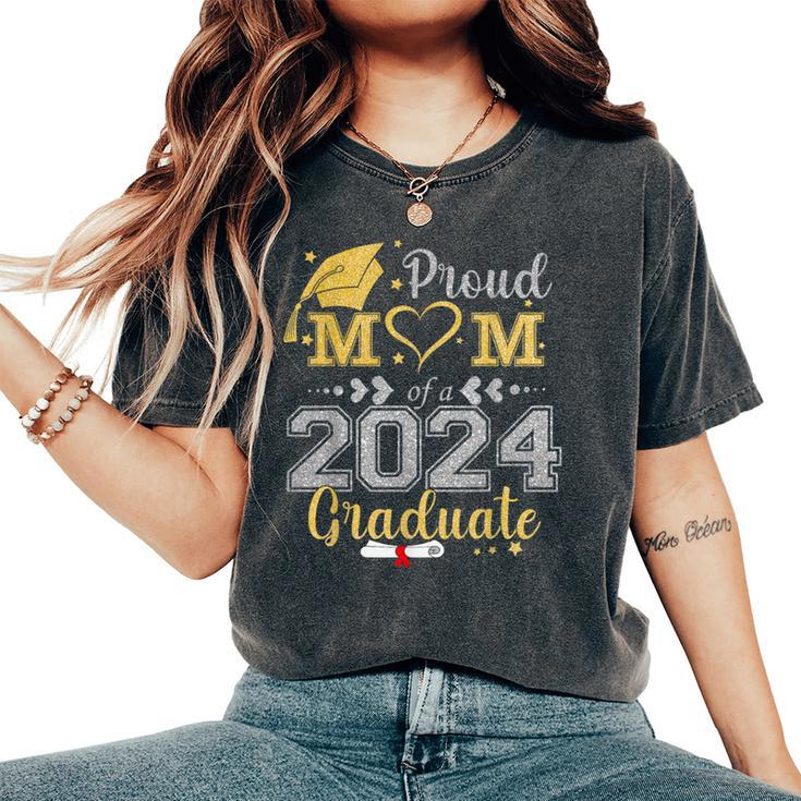 Proud Mom Of A 2024 Graduate Class Senior Graduation Mother Women's Oversized Comfort T-Shirt