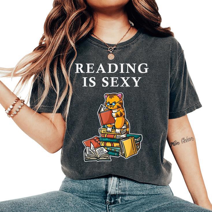 Reading Is Sexy Tiger Cat Reading Reading Women Women's Oversized Comfort T-Shirt