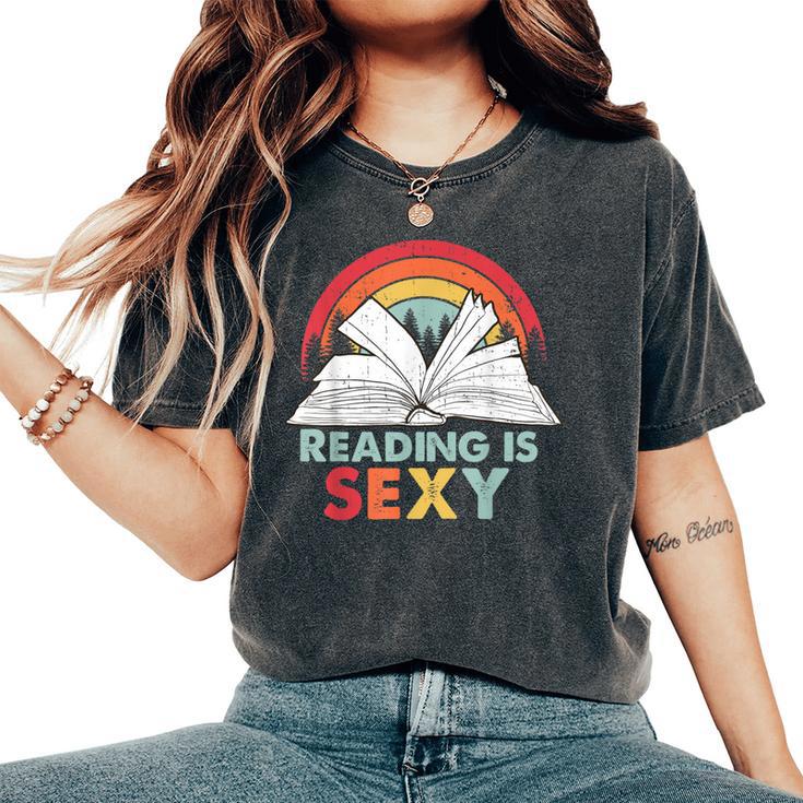 Reading Is Sexy Vintage Flower Book Retro Reader Book Lover Women's Oversized Comfort T-Shirt