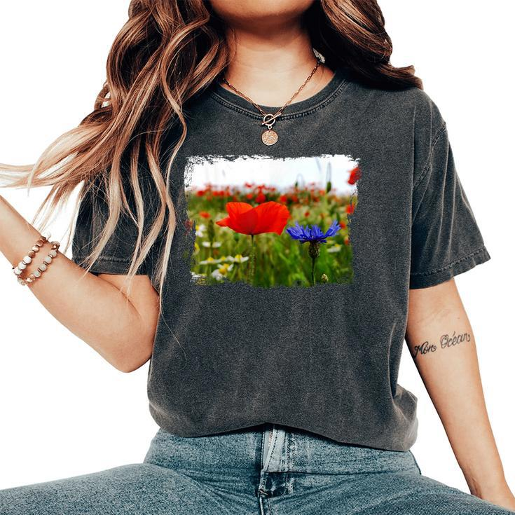 Red Poppy Flower Blooming Summer Field Meadow Fresh Air Women's Oversized Comfort T-Shirt