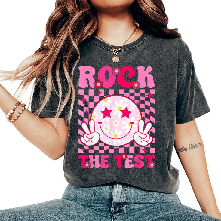 Retro Groovy Test Day Rock The Test Smile Hippie Pink Girls Women's Oversized Comfort T-Shirt