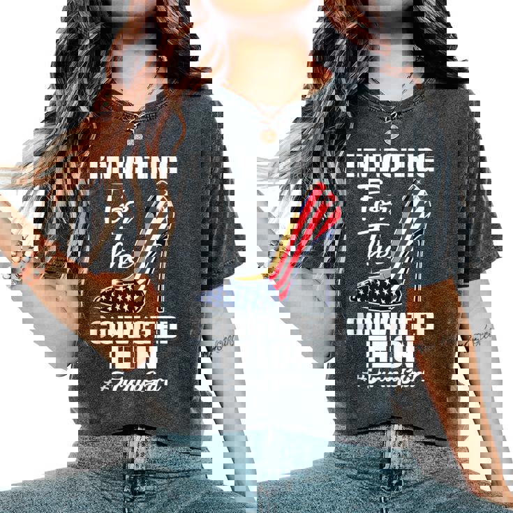 I'm Voting For The Convicted Felon Pro Trump 2024 Girl Women's Oversized Comfort T-Shirt