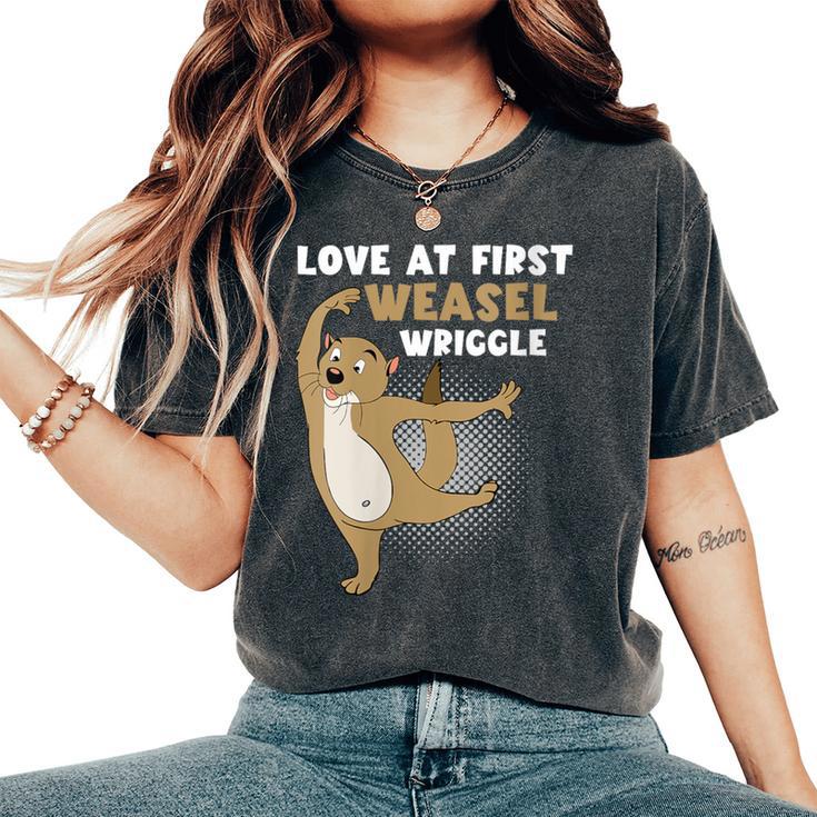 Love At First Weasel Wriggle For Weasel Lovers Women's Oversized Comfort T-Shirt