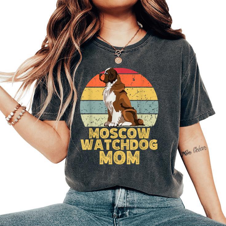 Moscow Watchdog Dog Mom Retro Style Dogs Lover Owner Women's Oversized Comfort T-Shirt