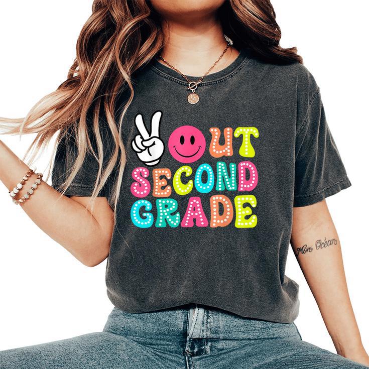 Peace Out 2Nd Grade Graduation Class 2024 Last Day Of School Women's Oversized Comfort T-Shirt