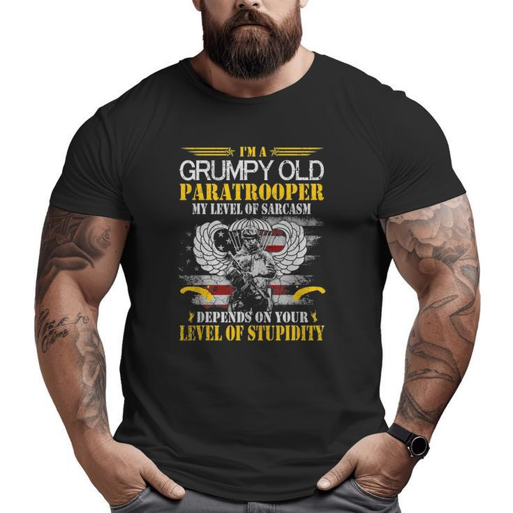 I'm A Grumpy Old Paratrooper Flag T Veterans Day Big and Tall Men T-shirt