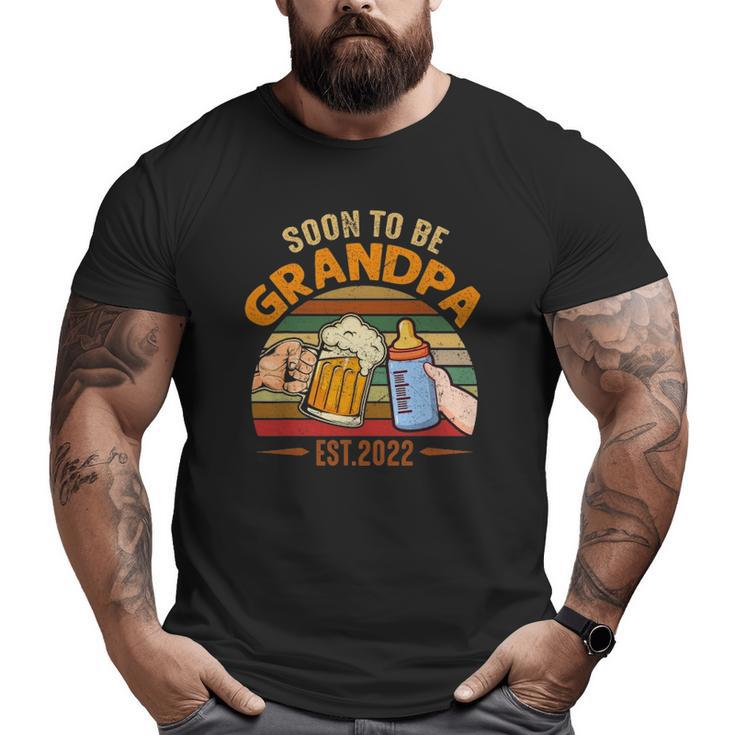 Mens Vintage Soon To Be Grandpa 2022 Fathers Day Big and Tall Men T-shirt