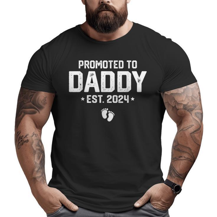 Promoted To Dad 2024 New Dad Father's Day Soon Daddy Big and Tall Men T-shirt