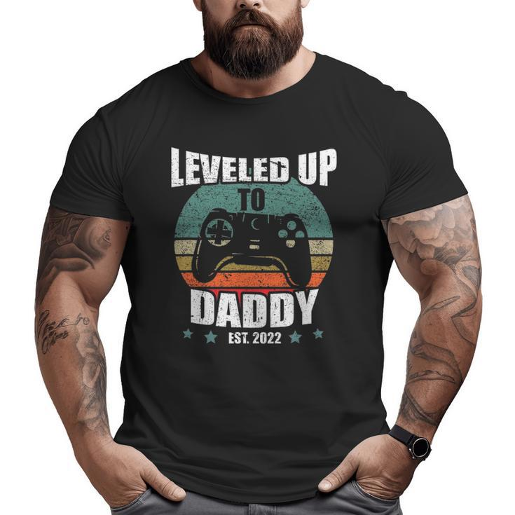 Promoted To Dad Leveled Up To Daddy Est 2022 Ver2 Big and Tall Men T-shirt