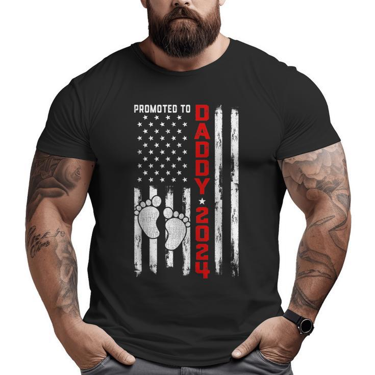 Promoted To Daddy 2024 First Time Fathers Day New Dad Big and Tall Men T-shirt