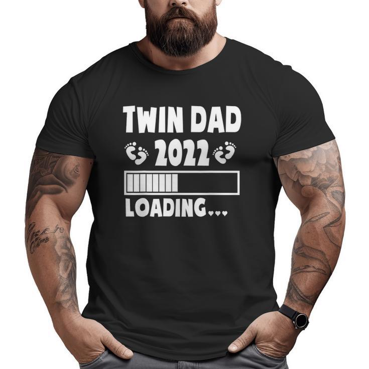 Twin Dad Of Twins 2022 Expecting Twin Dad Father's Day Cute Big and Tall Men T-shirt
