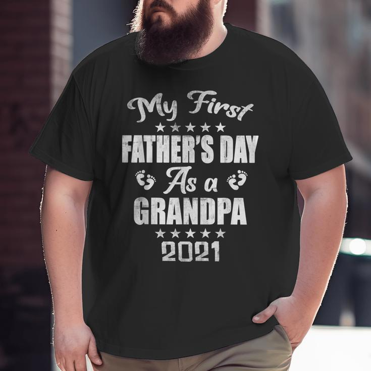 My First Father's Day As A Grandpa New Baby Announcement Big and Tall Men T-shirt