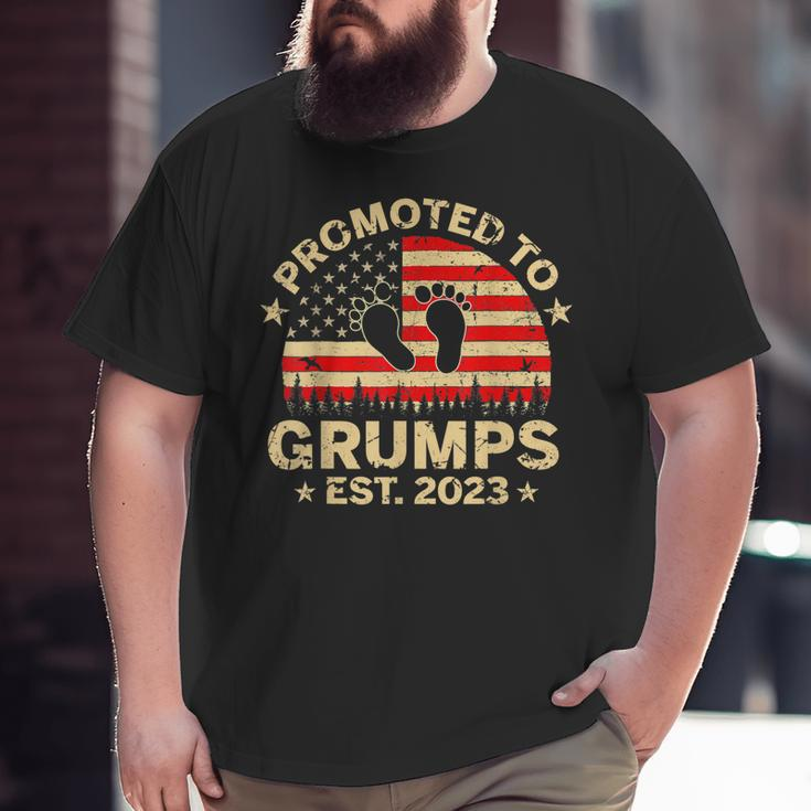Promoted To Grumps 2023 First Time Fathers Day New Dad Big and Tall Men T-shirt