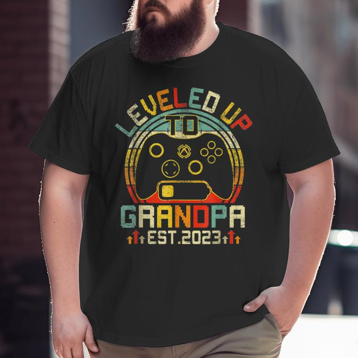 Video Game Level Up To Grandpa 2023 New Dad Fathers Day Big and Tall Men T-shirt