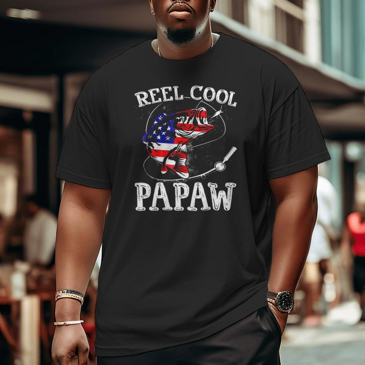 Reel Cool Papawfunny 4Th July Usa Flag Fishing Big and Tall Men T