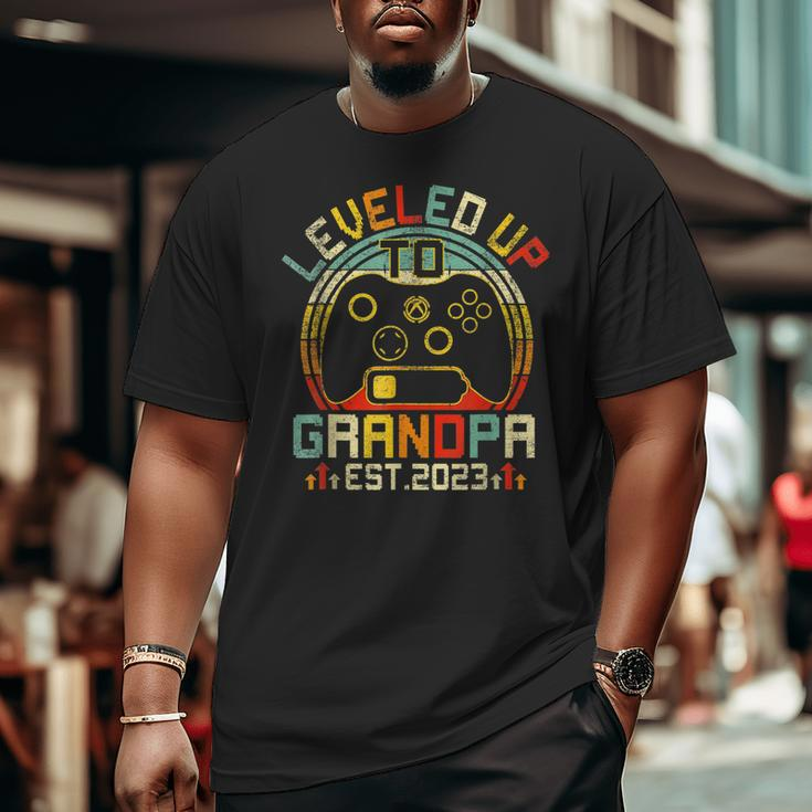 Video Game Level Up To Grandpa 2023 New Dad Fathers Day Big and Tall Men T-shirt