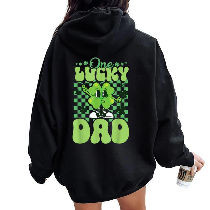 One Lucky Dad Groovy Retro Dad St Patrick's Day Women Oversized Hoodie Back Print