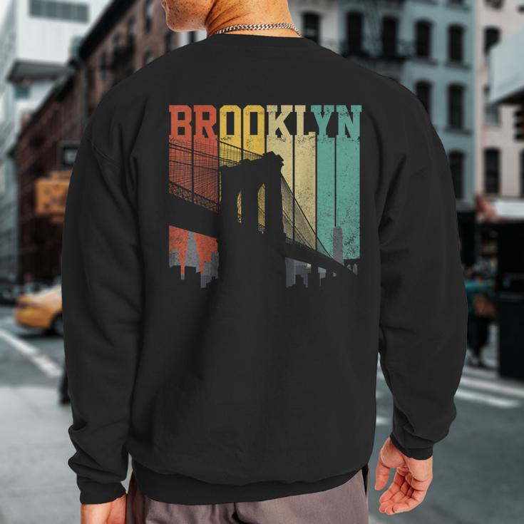 New York City Brooklyn Bridge Vintage Retro Skyline Nyc Ny Sweatshirt Back Print