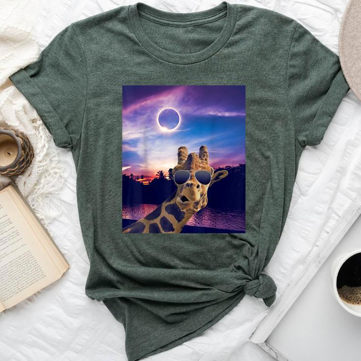 Cool Giraffe Selfie With Solar 2024 Eclipse Sunglasses Bella Canvas T-shirt