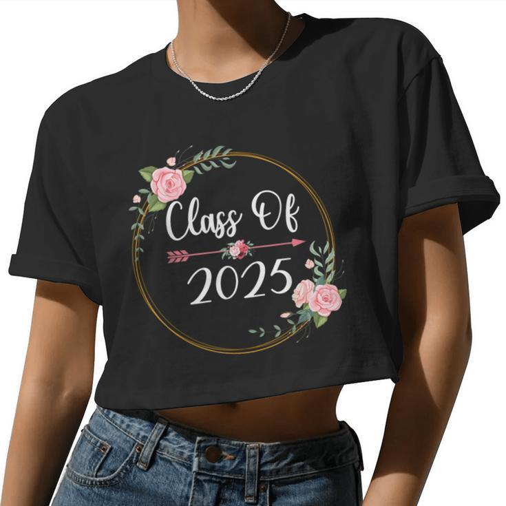 Class Of 2025 Senior 2025 Cute Arrow Flowers For Girls Women Women Cropped T-shirt