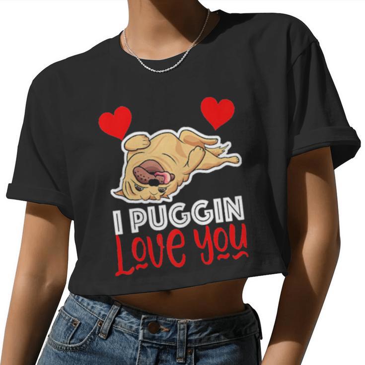 Womens Pug Valentines Pugs And Kisses Women Cropped T-shirt