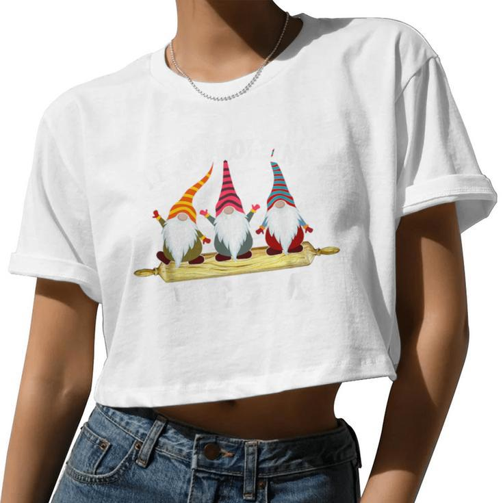 Lefse Rolling Team Nisse Tomte Norway Christmas Gnomes Women Cropped T-shirt
