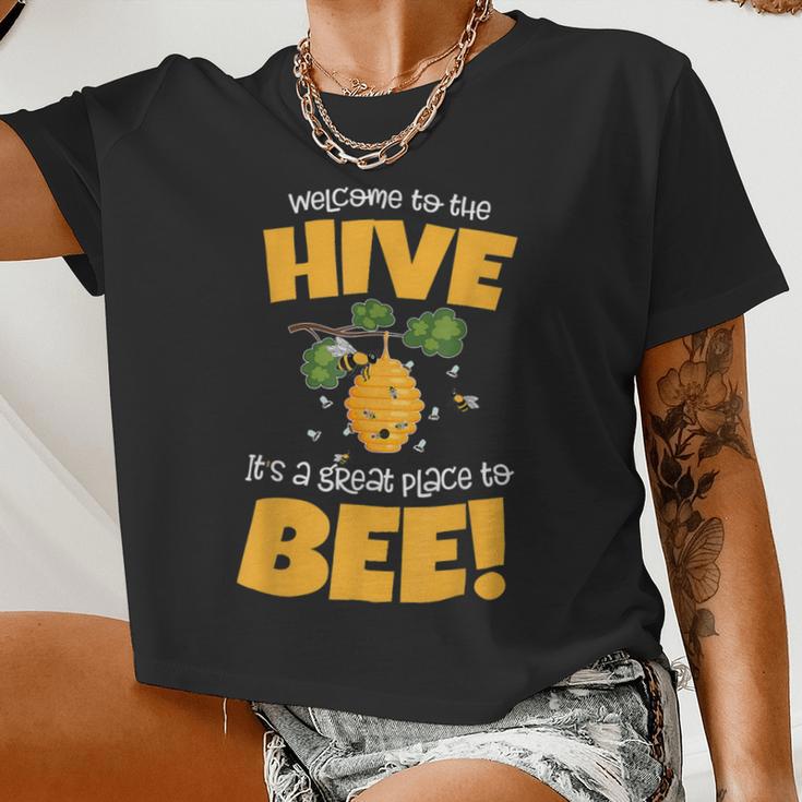 Bee Bee Bee Theme Back To School For Teachers Welcome To The Hive Women Cropped T-shirt