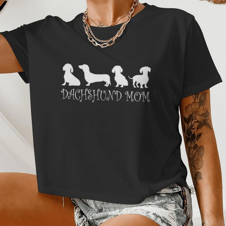 Dachshund Mom Wiener Doxie Mom Cute Doxie Graphic Dog Lover V4 Women Cropped T-shirt