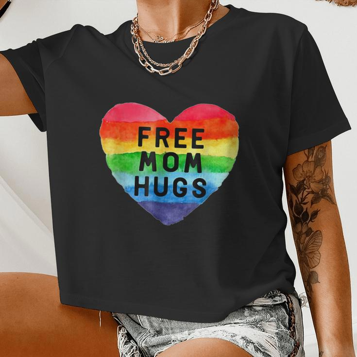 Free Mom Hugs Free Mom Hugs Inclusive Pride Lgbtqia Women Cropped T-shirt